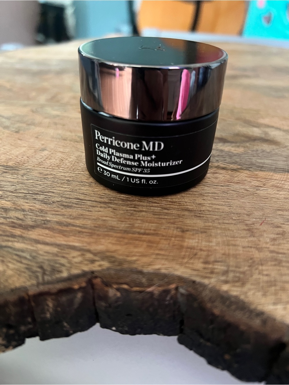 Perricone MD Cold Plasma Plus+ Daily Defense Moisturizer - UVA / UVB protection